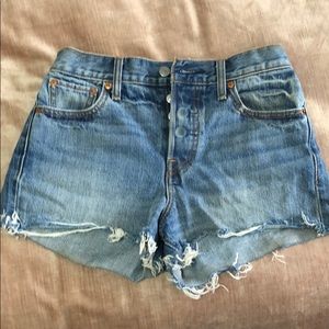 Levi’s high rise shorts